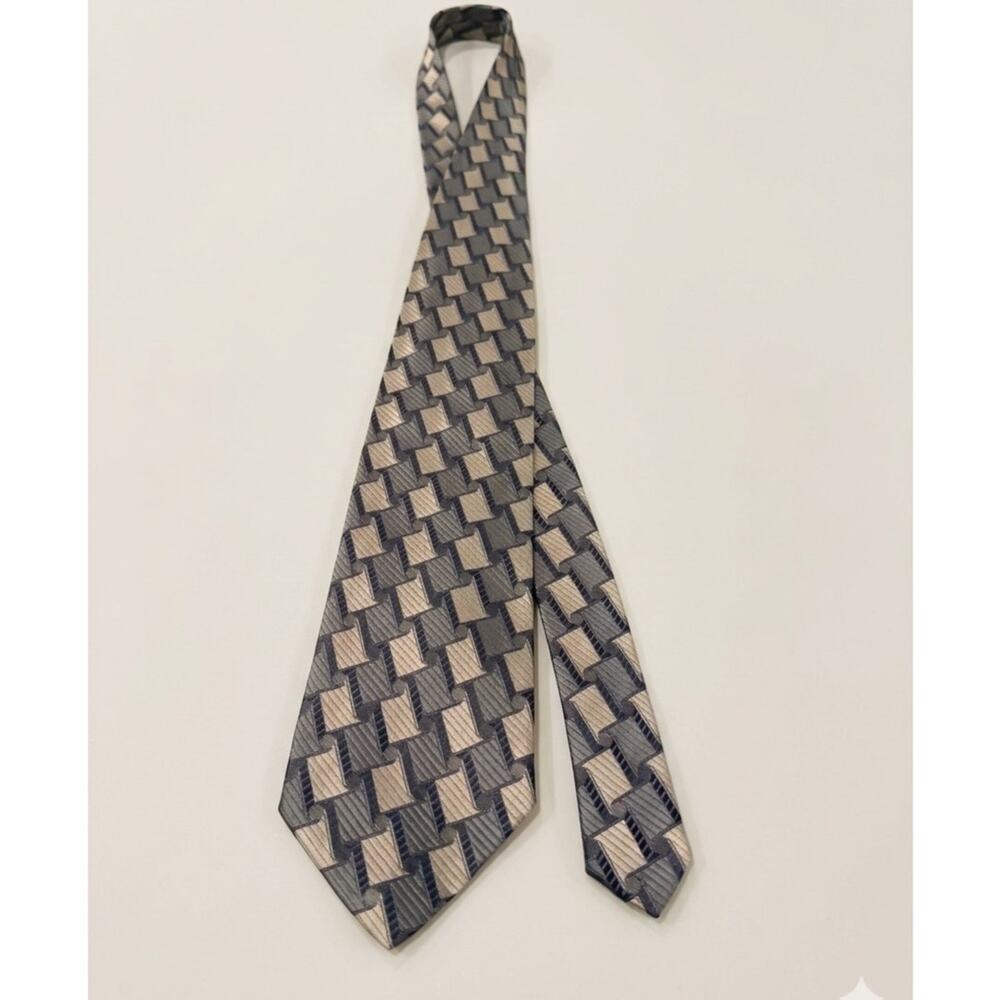 Vintage Bachrach Made in Italy Silk Tie Grey Jacquard Geometric Abstract Block